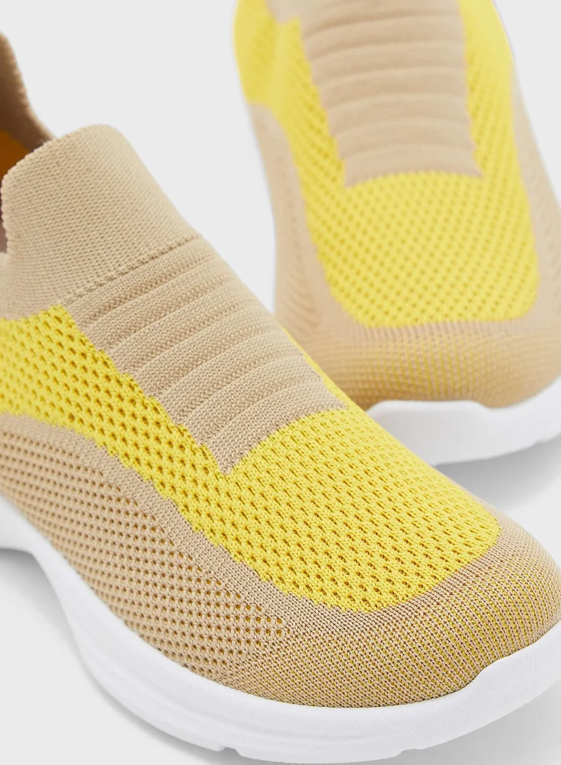 Ginger Ribbed Knit Pull On Comfort Sneaker