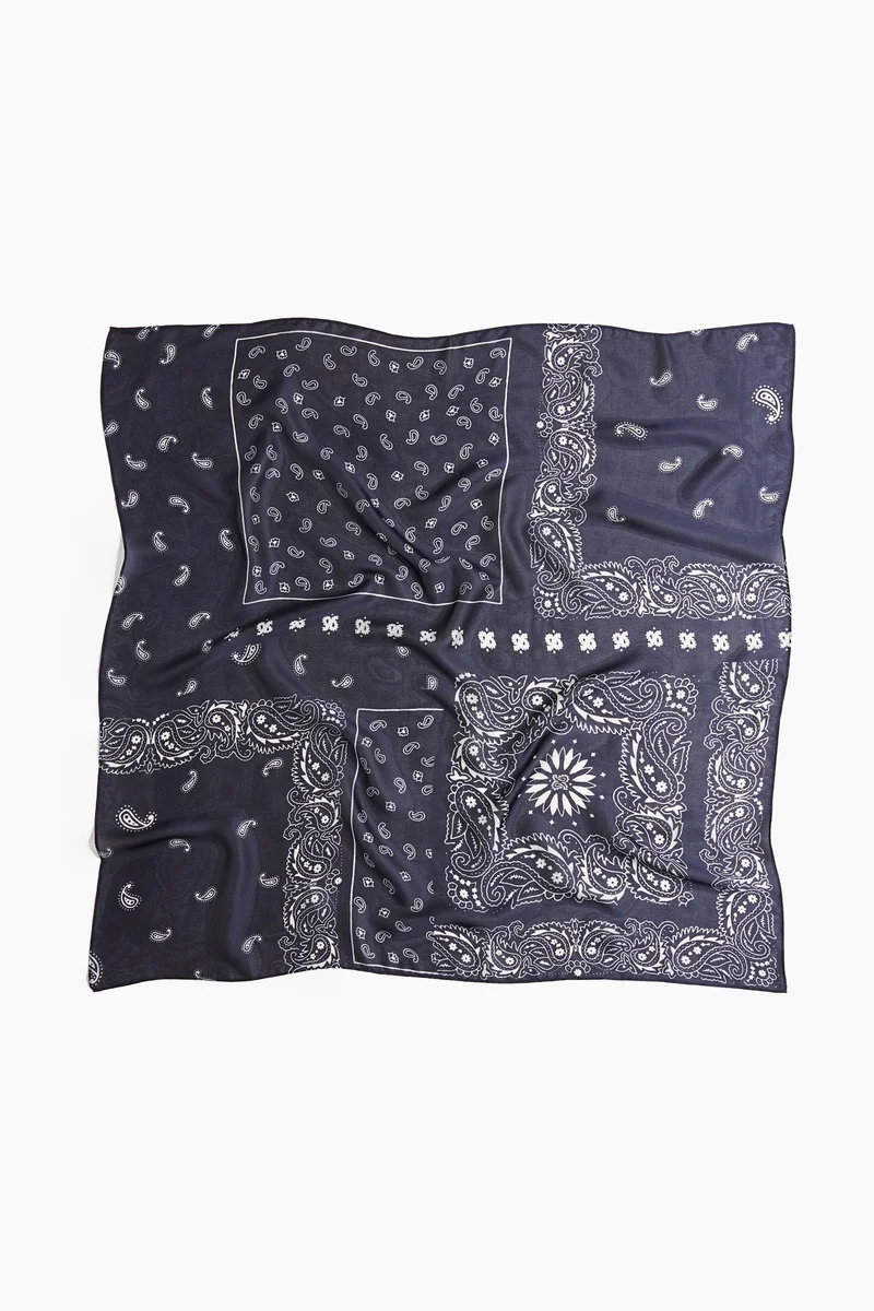 H&M Patterned scarf