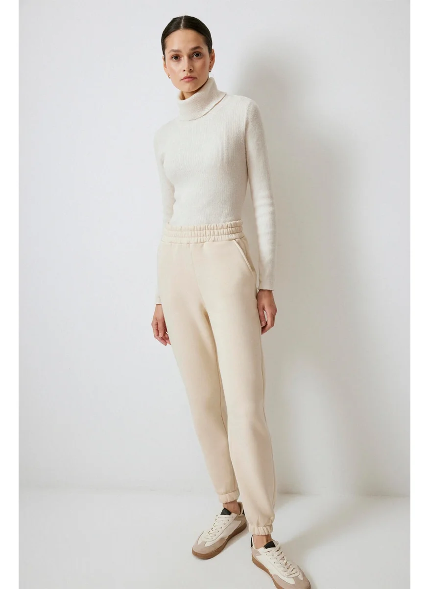 تاتشي Elastic Raised Knitted Trousers