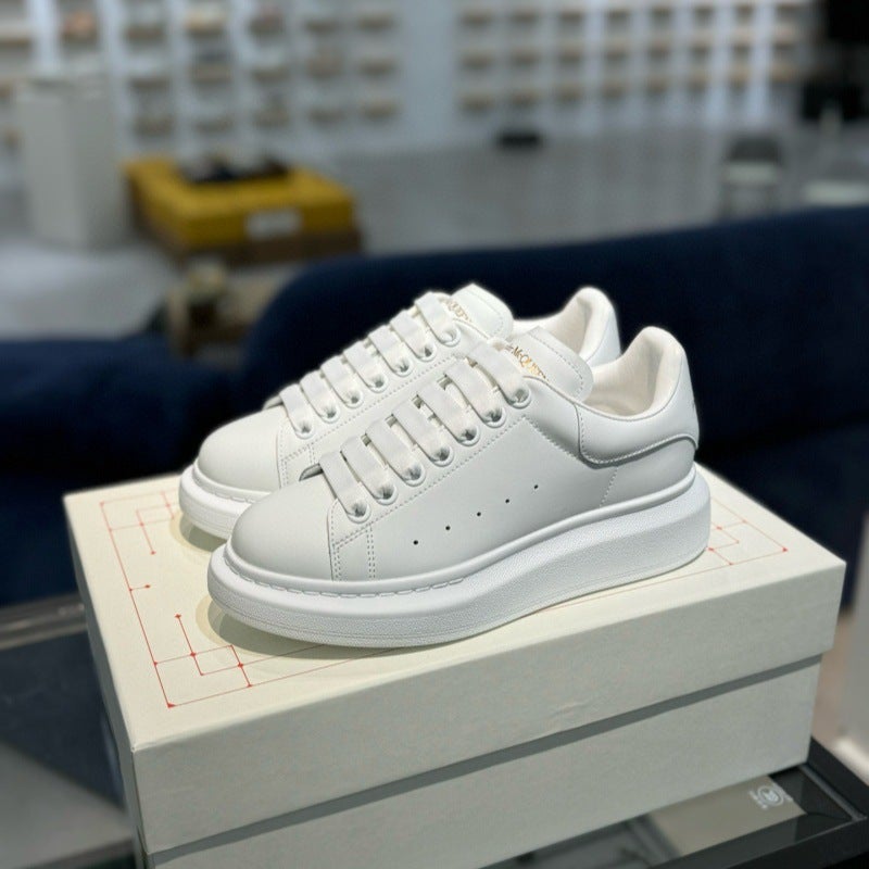 Putian Flat-Soled New Mcqueen Style Men''s and Women''s White Shoes, Thick-Soled Height-Increasing Platform Shoes, Versatile Casual Sneakers for Couples - Image 2