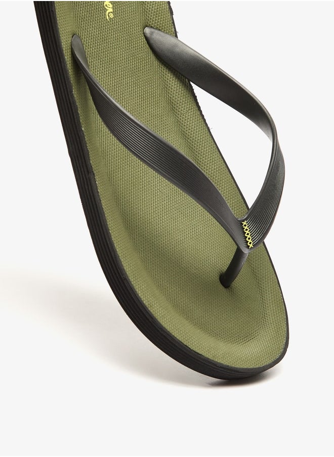Lee Cooper شبشب رجالي سادة  - Image 4