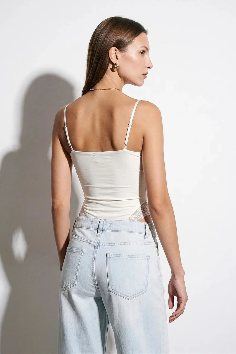 Dilvin White DILVIN Lace Sleeveless Slim-fit Bodysuit Blouse for Women | Best Price UAE