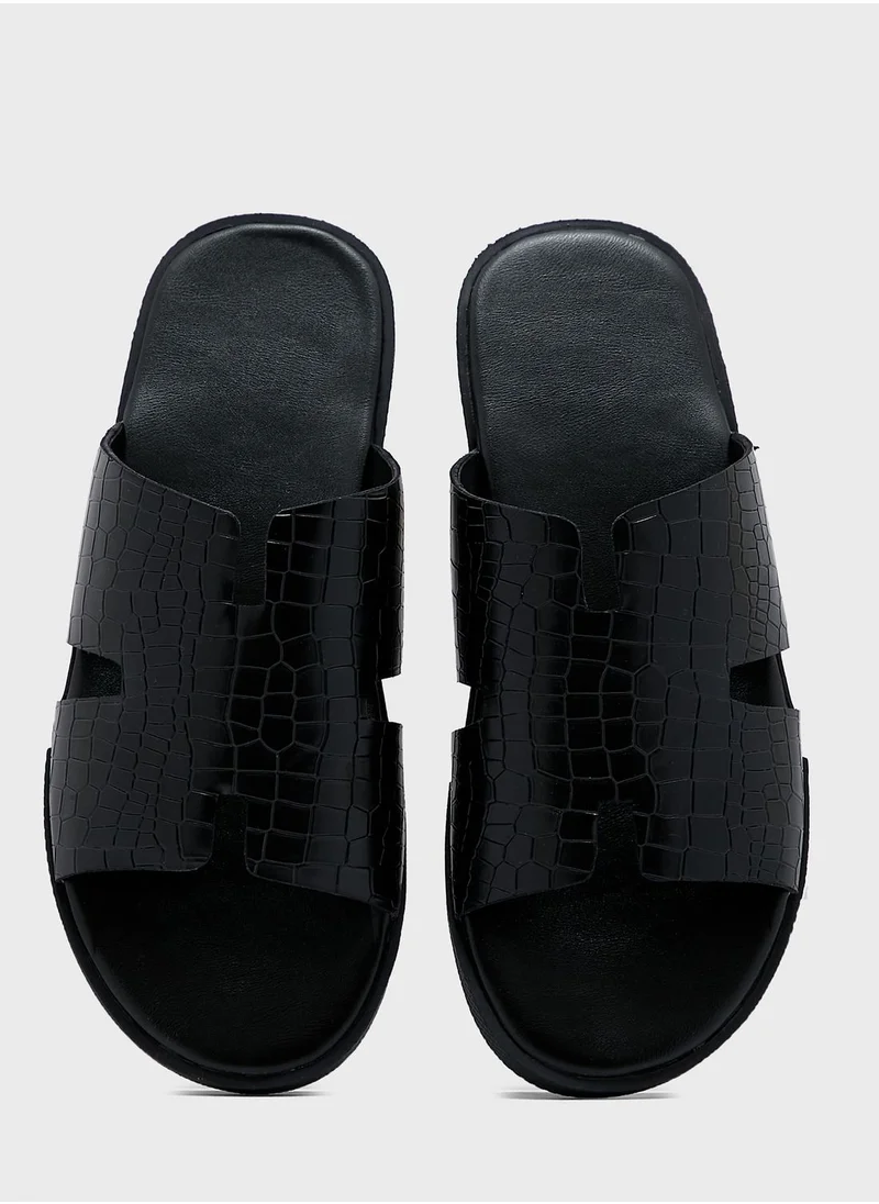 Robert Wood Casual Slides Sandals