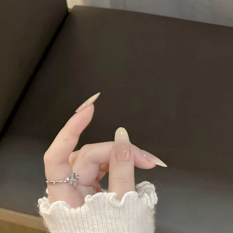 【Yangzhi Ganlu】Handmade Manicure Wearable Nails Medium Oval Gradient Cream Short Oval Advanced Pure Desire Fake Nails - Image 3