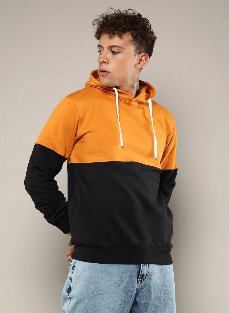 كامبوس سوترا Men's Mustard Yellow & Onyx Black Contrast Panel Hoodie