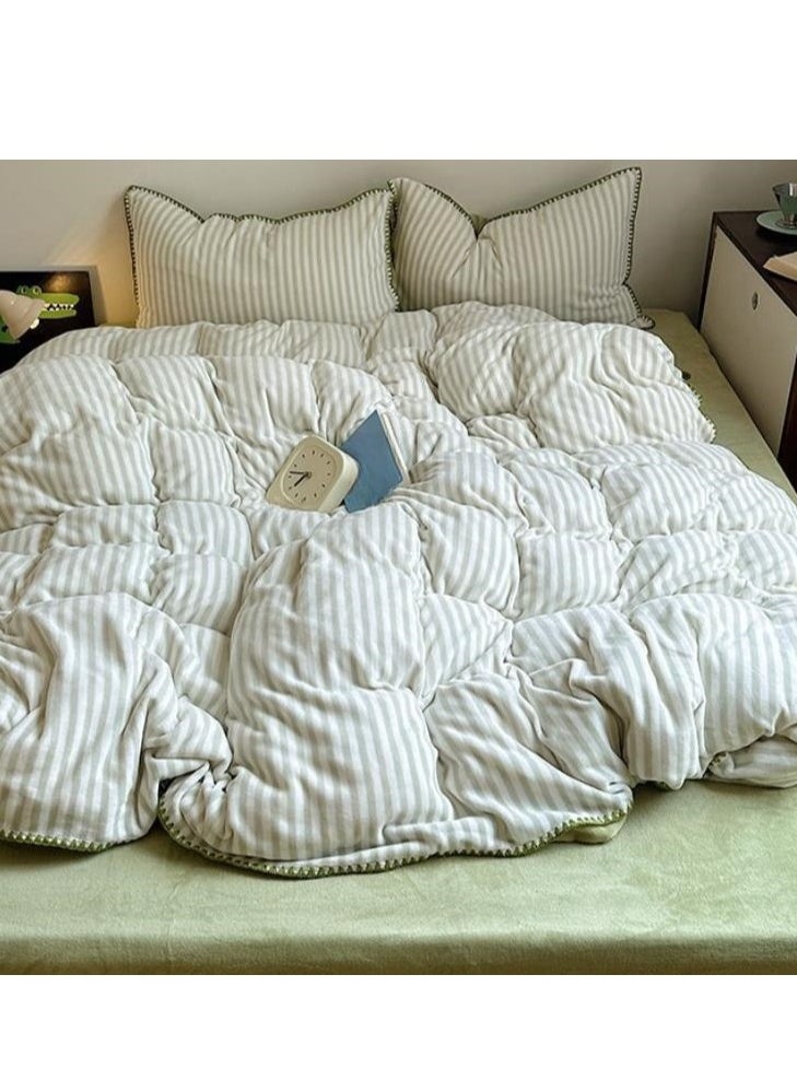 Generic Fitted Sheet Style — ﻿ Carved Velvet Cloth Embroidered Wide Edge Milk Velvet Four Piece Bedding Set  - Image 2