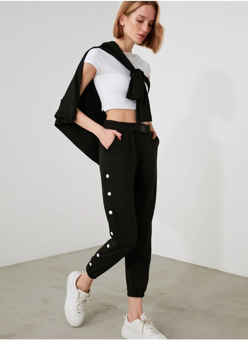 trendyol Button Detail Crop Sweatpants