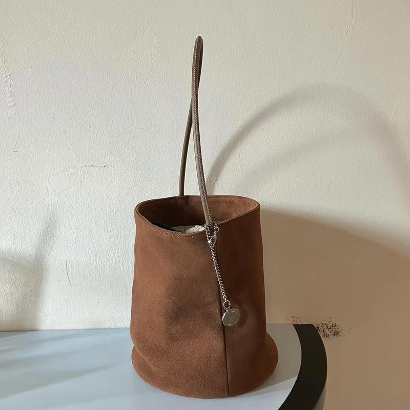 Minmute Women's Soft Leather Bucket Bag - Image 3