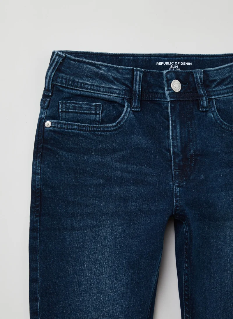 او في اس Slim-fit jeans with five pockets