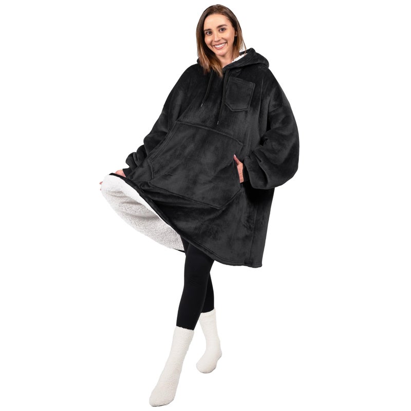 PAVILIA PAVILIA Blanket Hoodie for Women Black  Sherpa Wearable Blanket Men  Cozy Oversized Sweatshirt Blanket  Warm Fleece Hooded Blanket Sweater with Sleeves and Giant Pocket  Black - Image 4