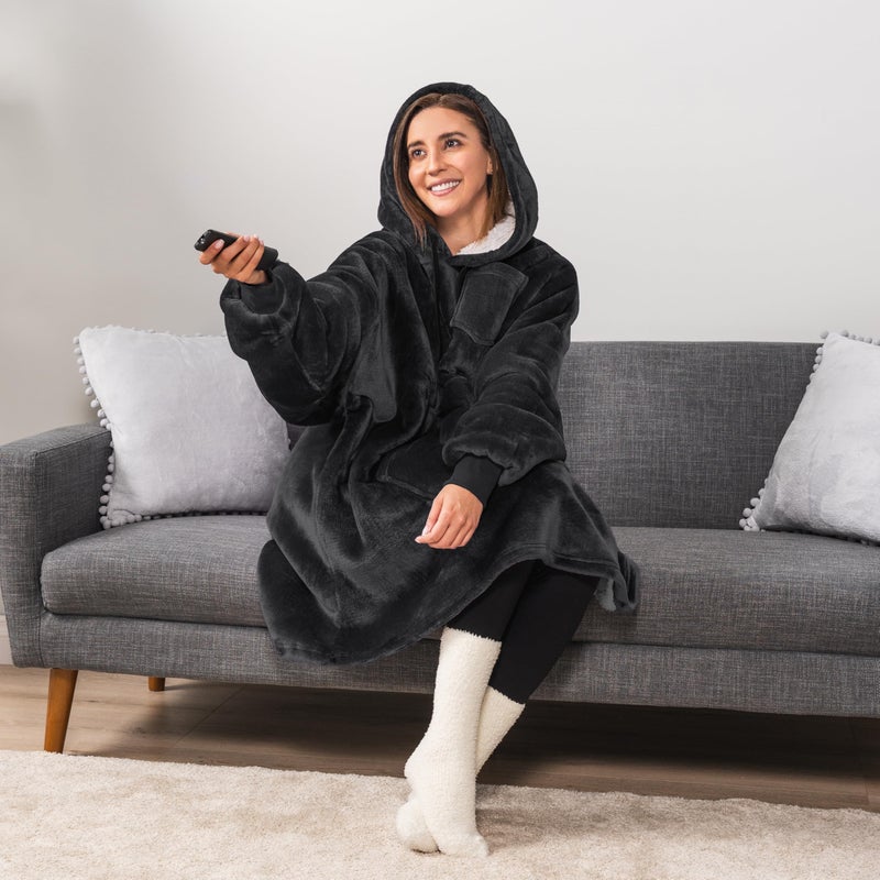 PAVILIA PAVILIA Blanket Hoodie for Women Black  Sherpa Wearable Blanket Men  Cozy Oversized Sweatshirt Blanket  Warm Fleece Hooded Blanket Sweater with Sleeves and Giant Pocket  Black - Image 5