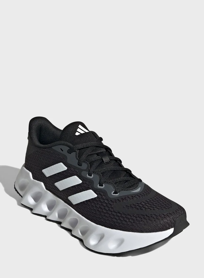 adidas سنيكرز أديداس سويتش ران دبليو