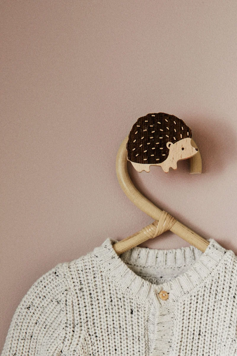 H&M Animal-shaped wooden hook