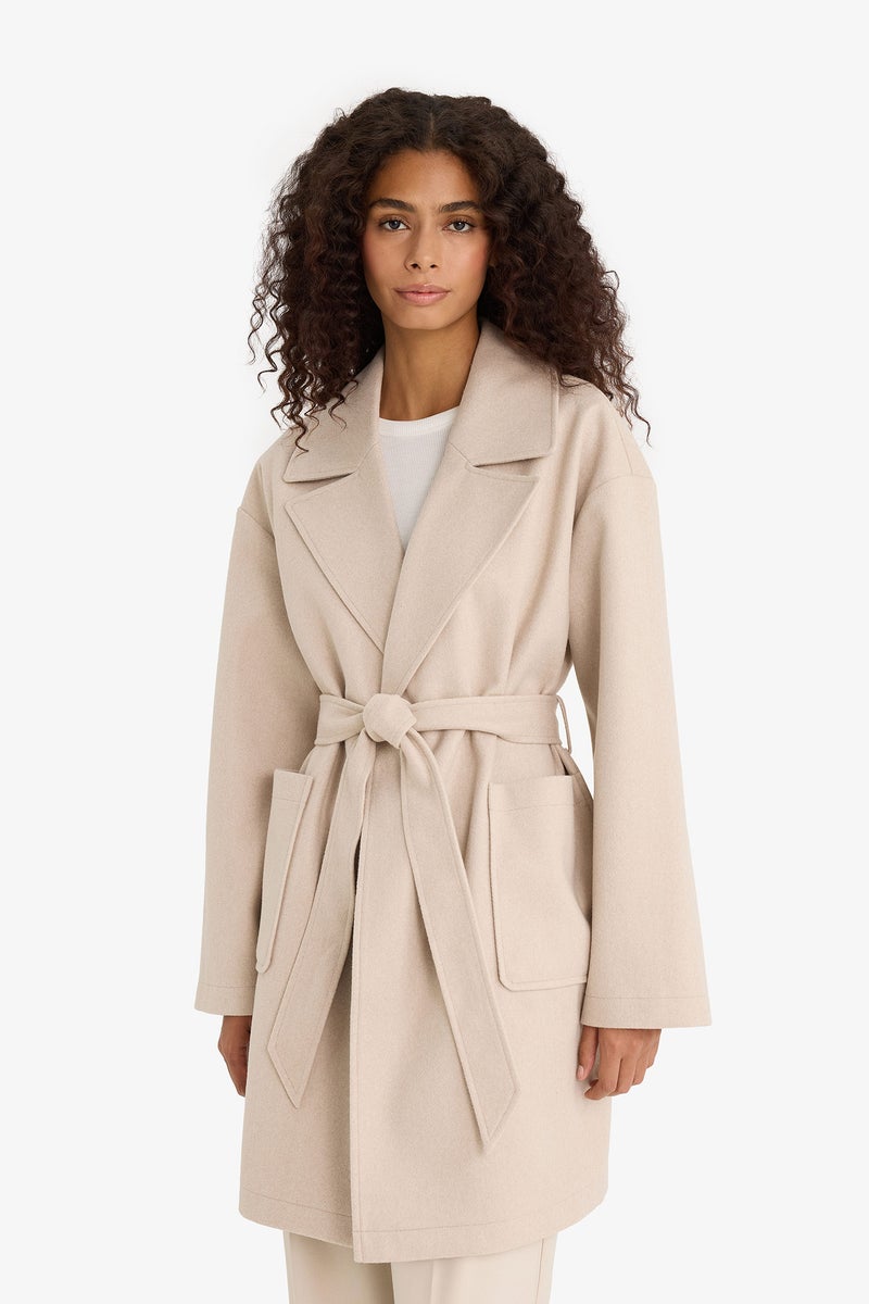 ديفاكتو بالطو جوخ قصة عادية بحزام - Image 4