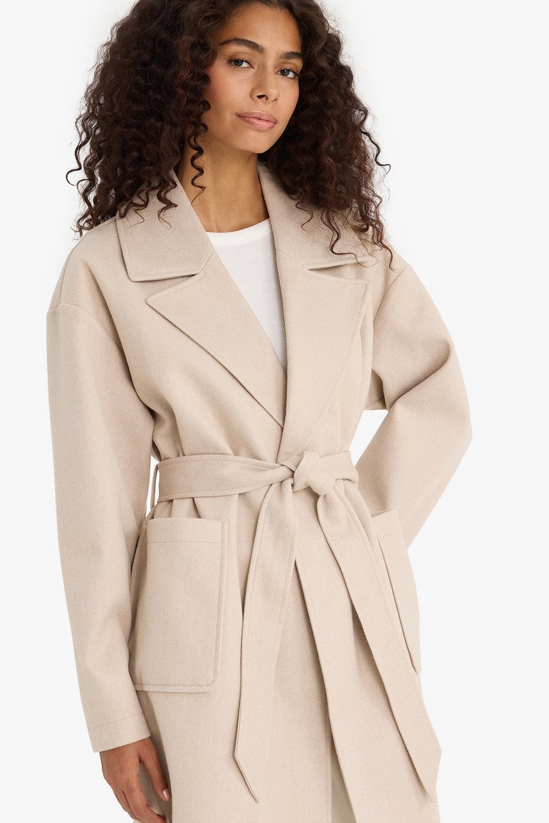 ديفاكتو بالطو جوخ قصة عادية بحزام - Image 5