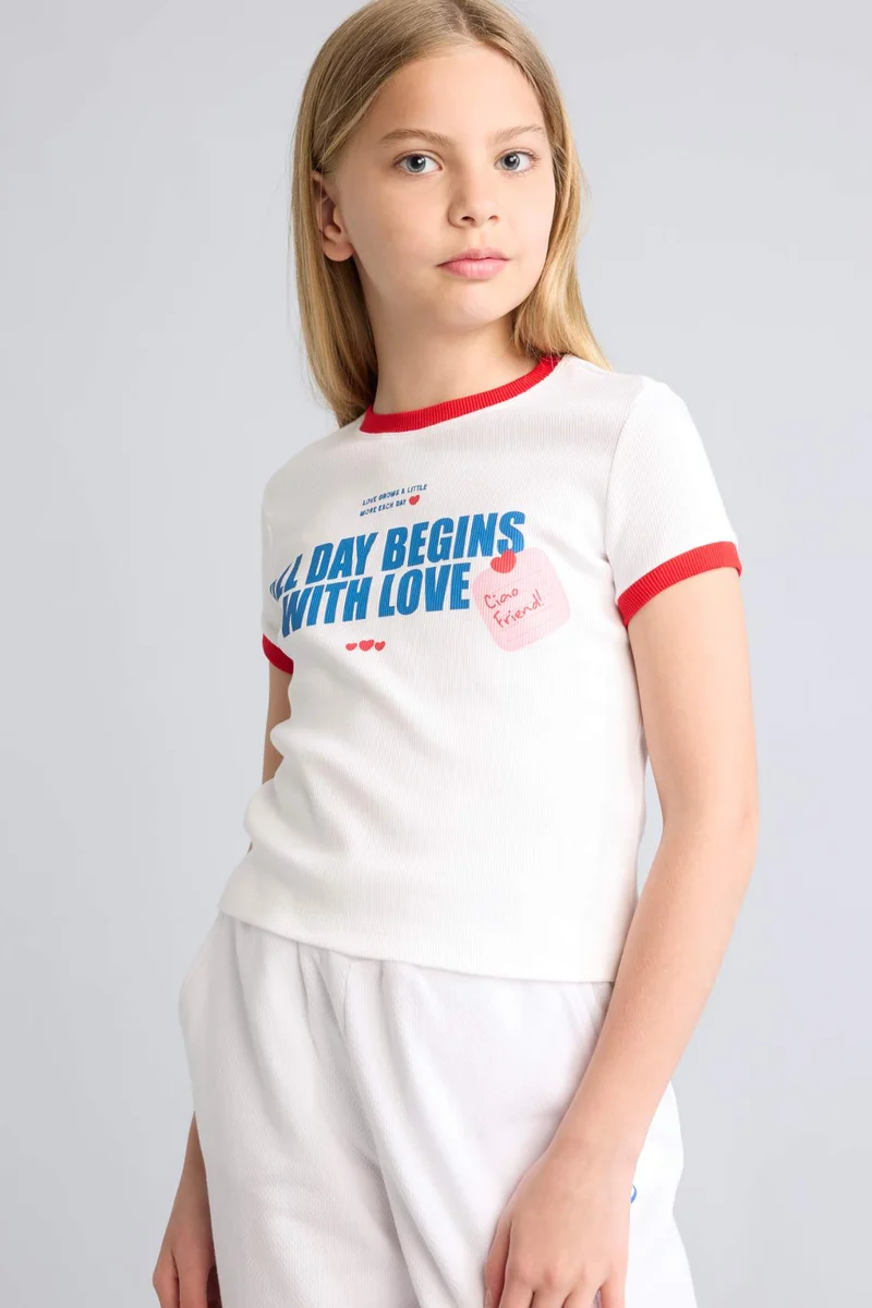 ديفاكتو Girl Regular Fit Printed Ribbed T-Shirt