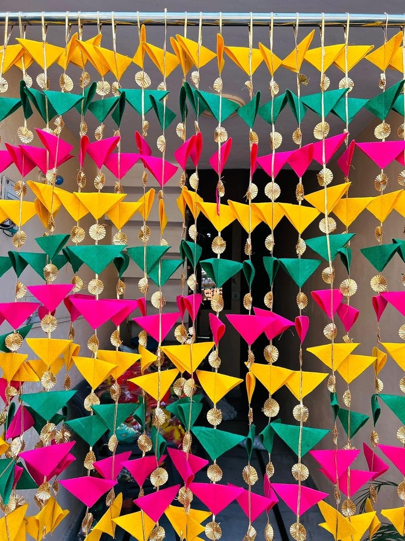 CRAFTOMANIC خيوط مثلثية مزخرفة من كرافتومانك مع خرز تكي وتيجان 45 قدم للتعليق لحفلات الزفاف والمهندي والهالدي وزينة الحفلات والديكور المنزلي - Image 2