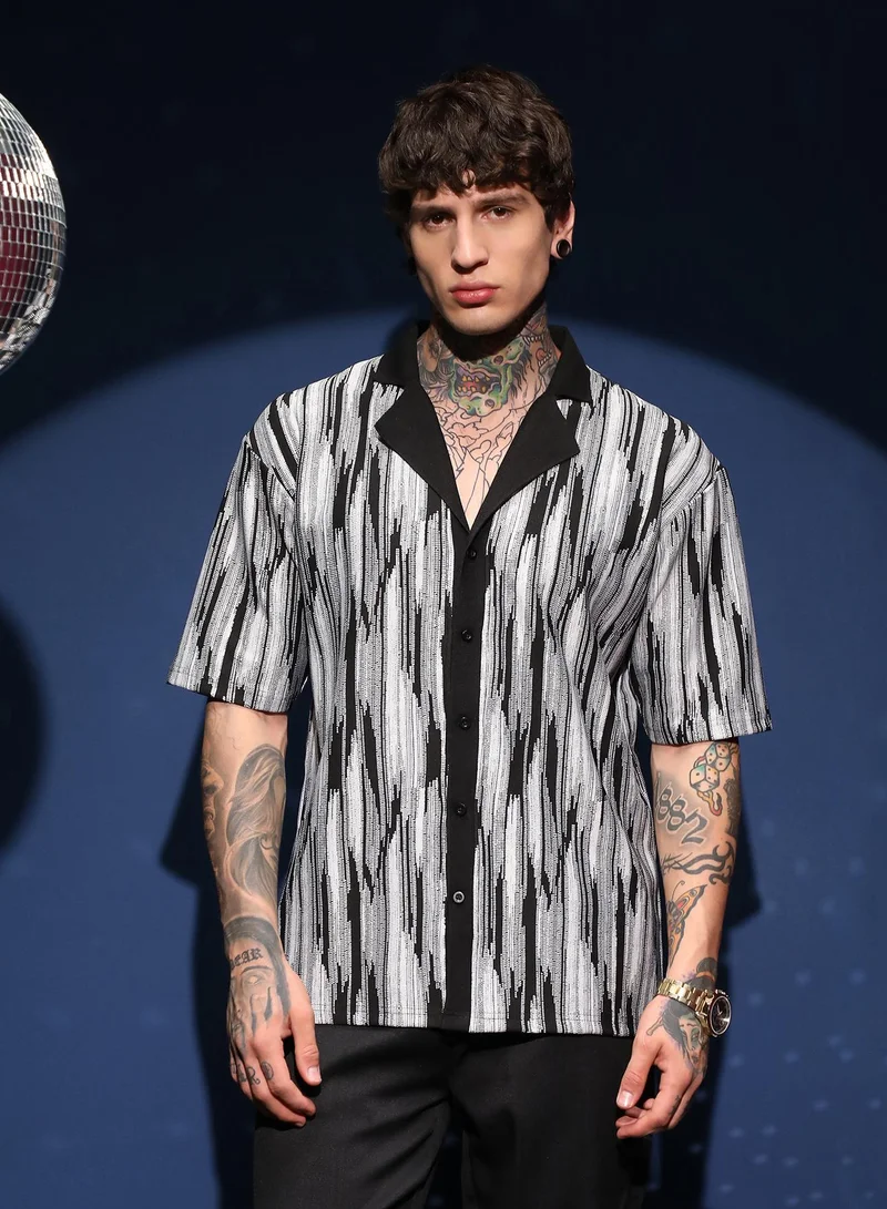 Campus Sutra Men's Midnight Black & Cream White Fade Cuban Polo Shirt For Casual Wear | Polo Neck | Short Cuffed Sleeves | Button Closure | Shirt Crafted With Comfort Fit For Everyday Wear