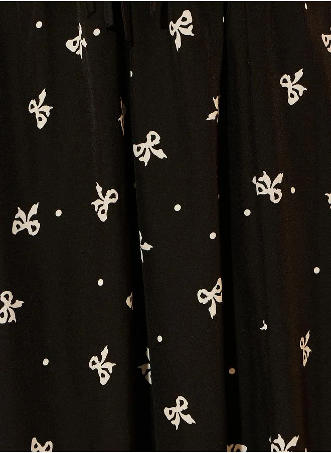 ستايلي All Over Bow Print A-Line Maxi Skirt