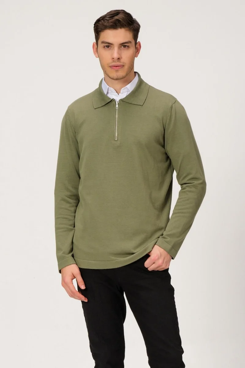 Alexander Gardi Zippered Polo Neck Sweater (E23-6702)