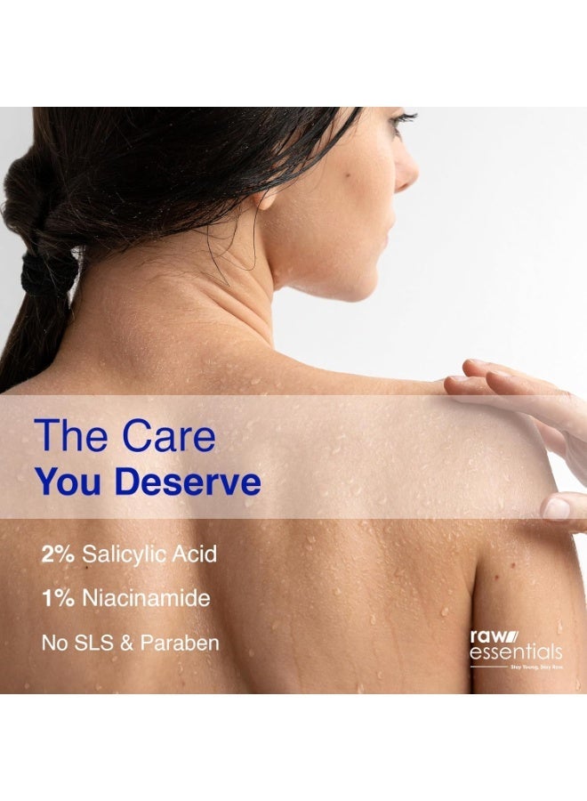 رو إسينشالز غسول الجسم Raw Essentials للتحكم في حب الشباب (Bacne Control) - يحتوي على 2% حمض الساليسيليك و1% نياسيناميد - سعة 300 مل (عبوة واحدة) - يخفف من حب الشباب في الجسم، ويقشر البشرة ويغذيها - خالٍ من SLS والبارابين - مناسب للرجال والنساء. - Image 4