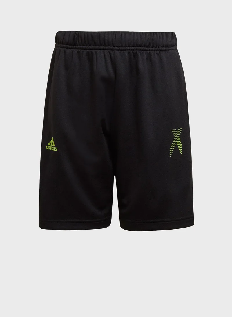 adidas طقم رياضي  (تيشيرت + شورت)