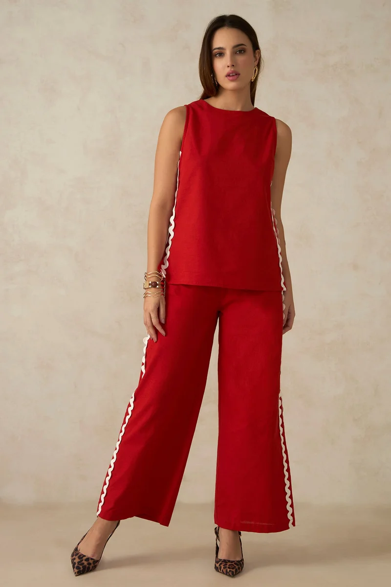 Virgio Solid Cotton Black Flared Pants for Women