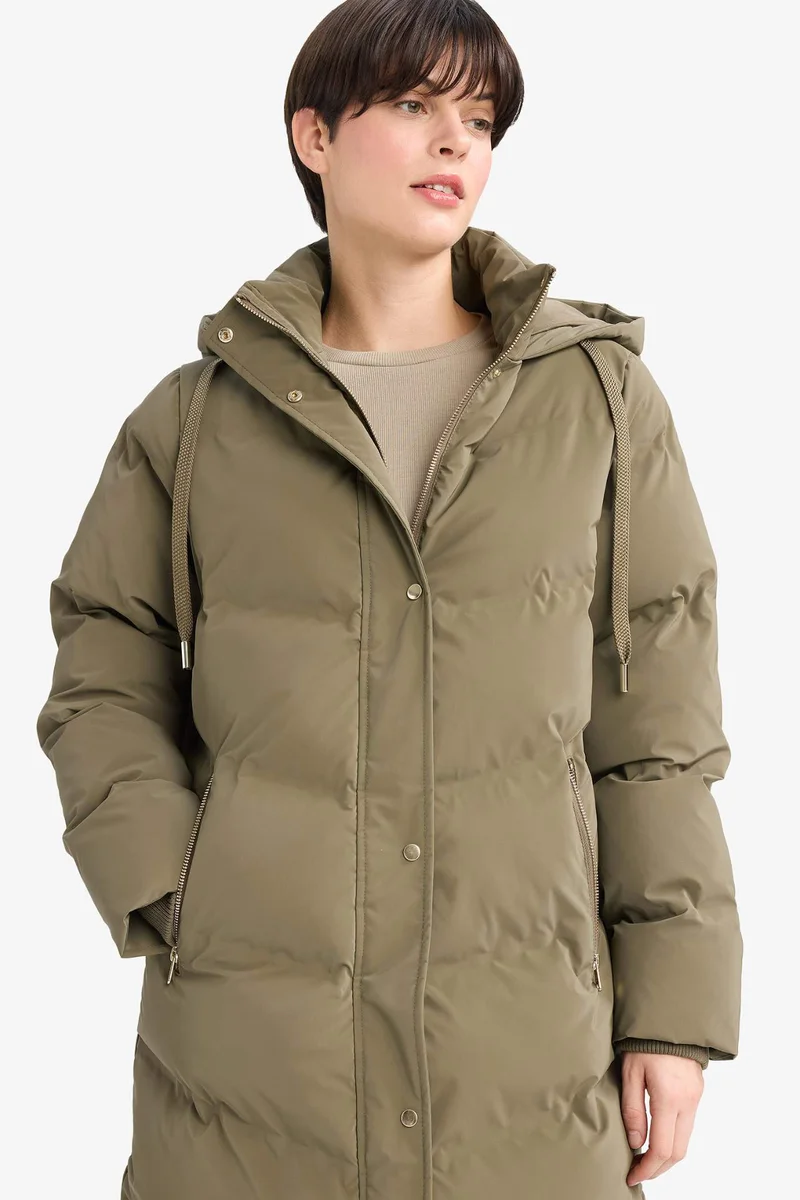 ديفاكتو Regular Fit Coat