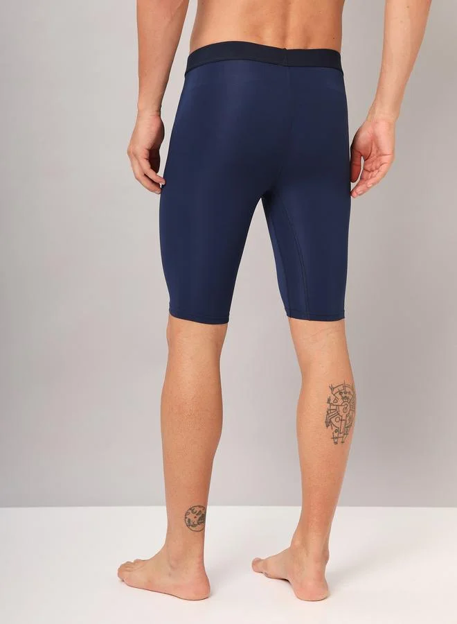 تكنوسبورت بنطال ضيق رياضي سادة بقصة سليم فت