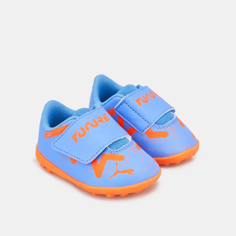 PUMA Kids' FUTURE Play Turf Ground Training Football Shoe (Baby and Toddler)