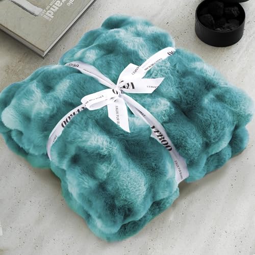 VFROO Ultra Plush Bubble Faux Rabbit Fur Blanket – 950GSM Thick Fluffy Throw Blanket for Bed, Couch, Sofa, or Gift, 50" × 60", Tie-dye Teal - Image 5