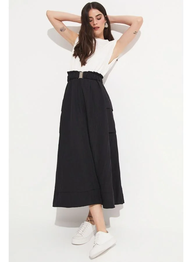 جون Panel Belted Dress