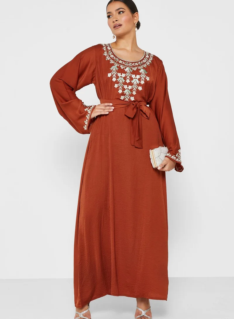hayas closet Embroidered Belted Jalabiya