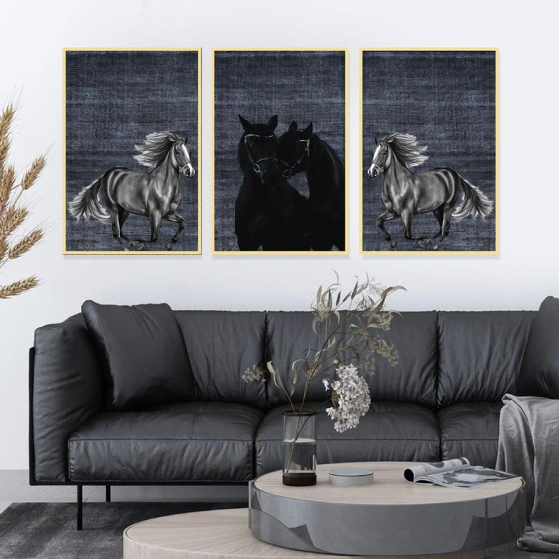 ماركتنا ثلاث لوحات قماشية بتصميم حصان مع برواز مجوف مقاس (90×40) ثلاث قطع - Image 1