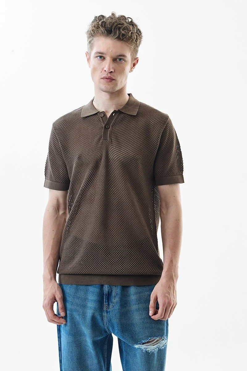سنيتش تيشيرت بولو قطن كروشيه بقصة ضيقة لون بني