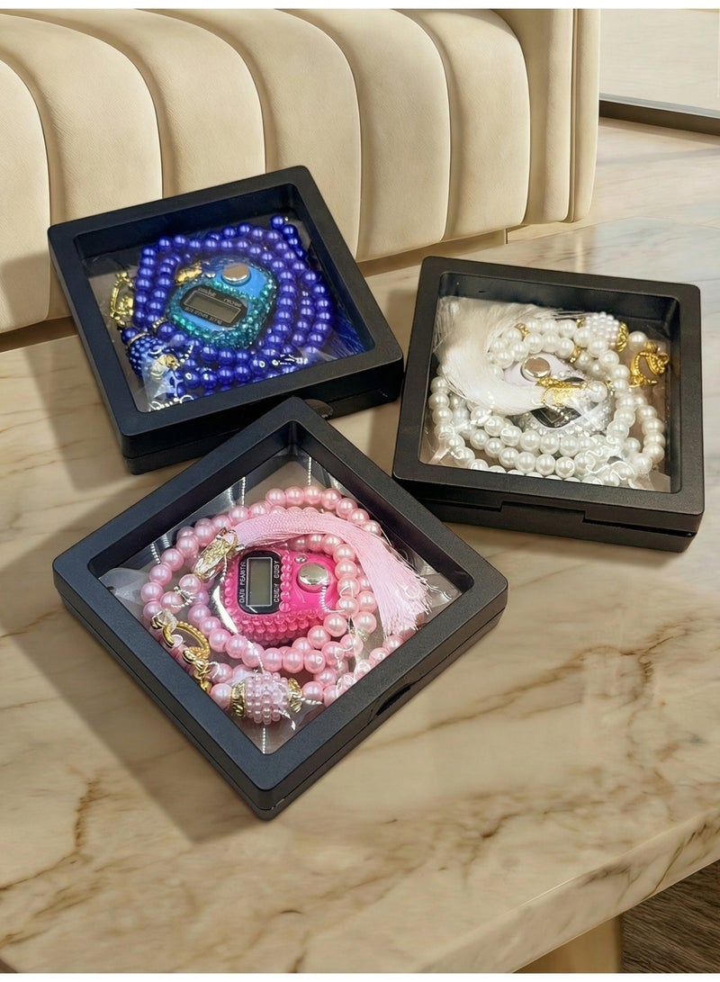 موجود مجموعة مكونة من 99 حبة تسبيح مصنوعة من الراتنج المقلد للؤلؤ بحجم 8 مم، بالإضافة إلى عداد إلكتروني، معبأة في علبة هدايا. - Image 2