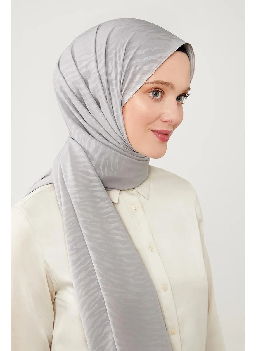 Levidor Sand Patterned Jacquard Elegance Shawl