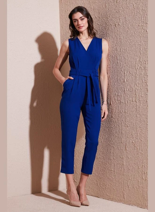 ليلا جمبسوت نسائي ليلا بقصة مستقيمة وخصر بحزام مزدوج الصدر