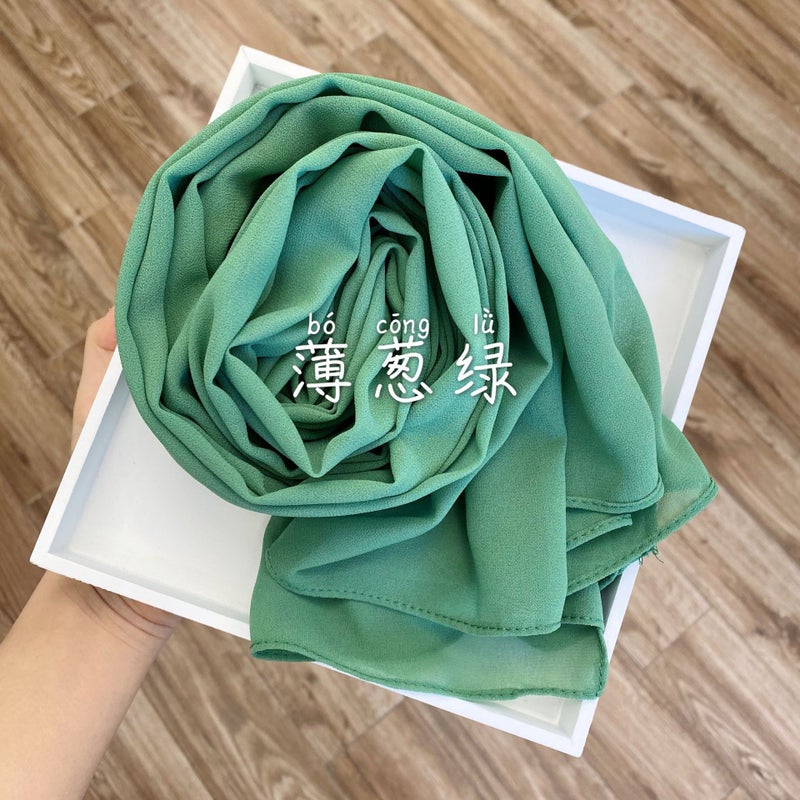 54 color optional boutique right angle curling solid color pearl chiffon long scarf turban chiffon scarf scarf Thin lush green 