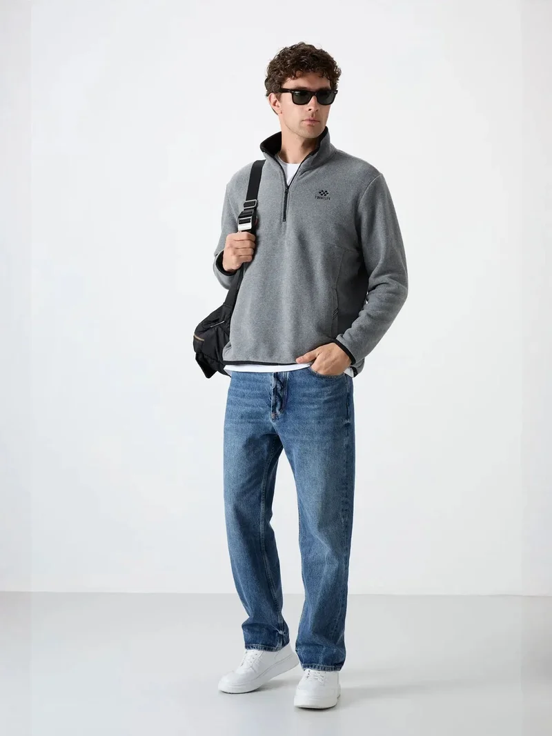 تومي لايف TOMMY Men's Half-Zip Plush Sweatshirt