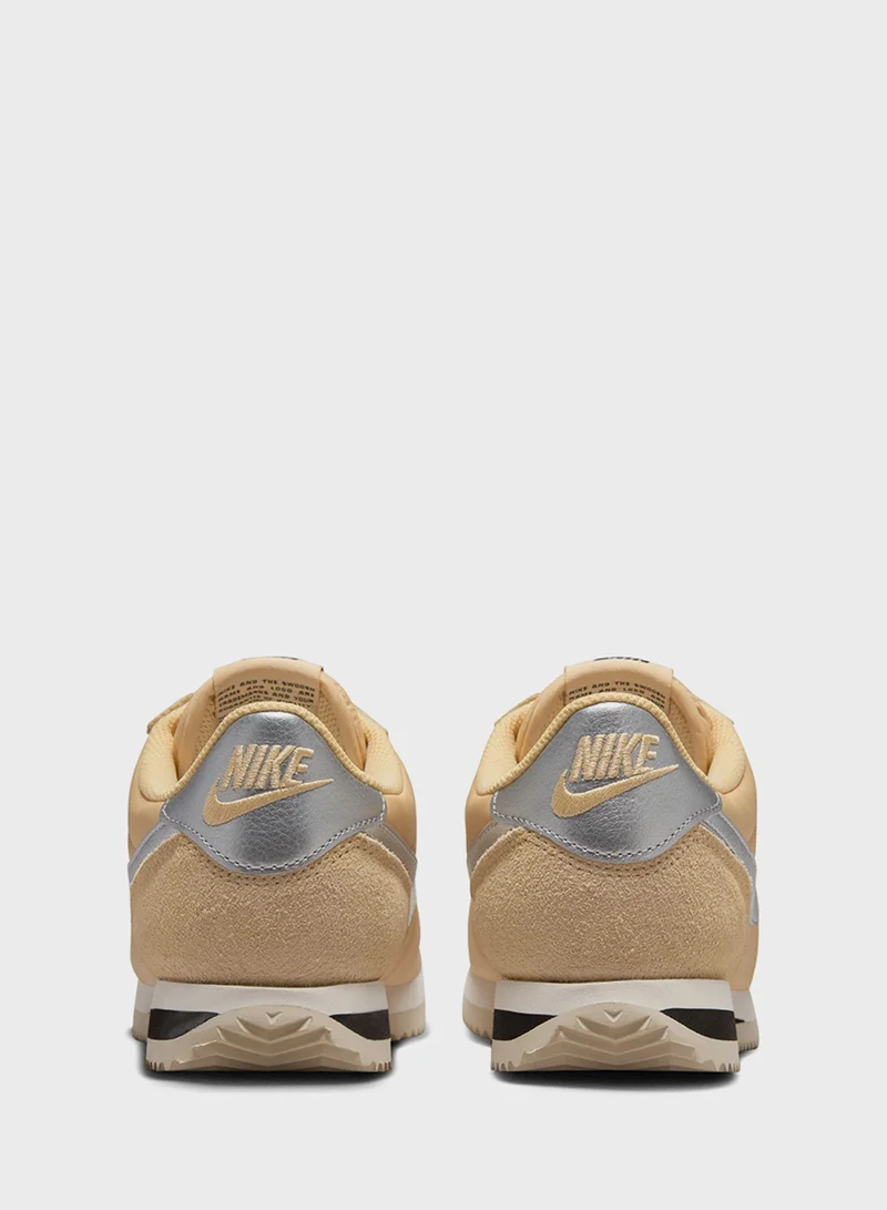 نايكي Cortez Txt
