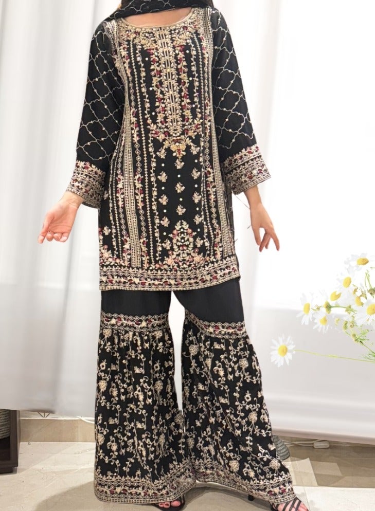 وينشيلز فستان مطرز للنساء - أنيق أسود اللون، مناسب للارتداء الكاجوال وشبه الرسمي، مع وشاح شيفون - مريح وأنيق - مقاس كبير - Image 2