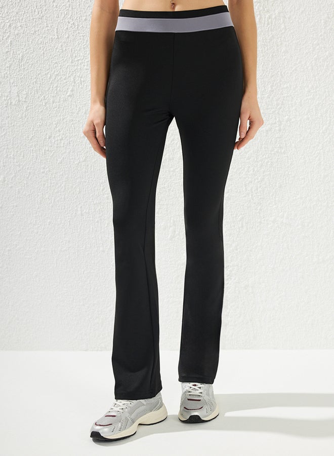 trendyol Black Scuba/Scuba Diving Comfort Fit Flare Knitted Sports Sweatpants - Image 4