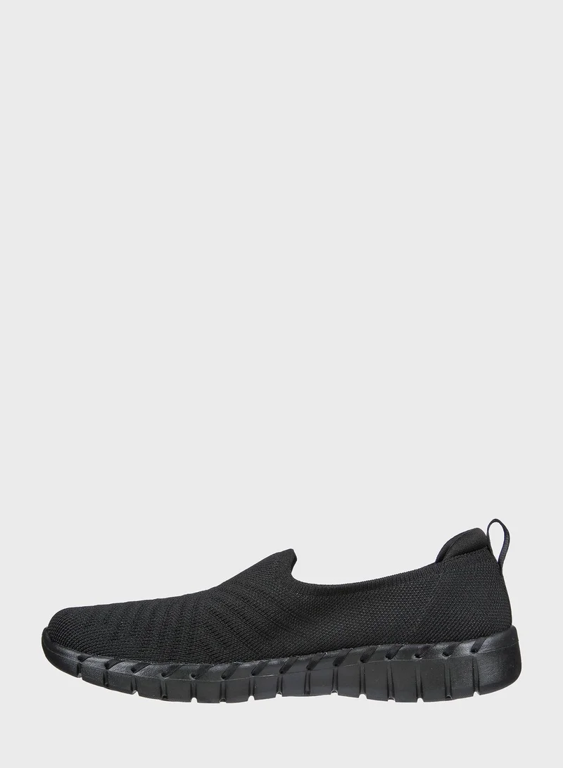 SKECHERS Go Walk Smart 2