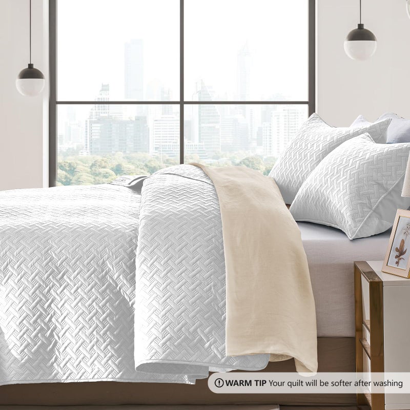 FLYMME King Size Quilt Bedding Set White Lightweight Bedspreads for Summer,Modern Style Geometric Weave Stripe Pattern,Soft Microfiber Bed Coverlet 3 Pieces (1 Quilt, 2 Shams) - Image 4