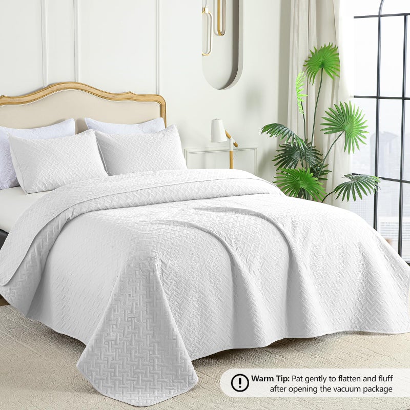 FLYMME King Size Quilt Bedding Set White Lightweight Bedspreads for Summer,Modern Style Geometric Weave Stripe Pattern,Soft Microfiber Bed Coverlet 3 Pieces (1 Quilt, 2 Shams) - Image 2