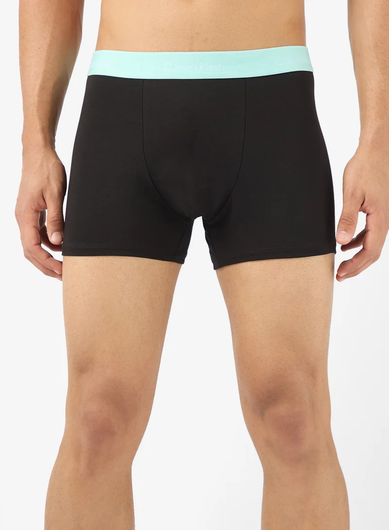 CALVIN KLEIN  3 Pack Relaxed Dart Trunks - Icon Cotton Stretch for Men | Best Price UAE