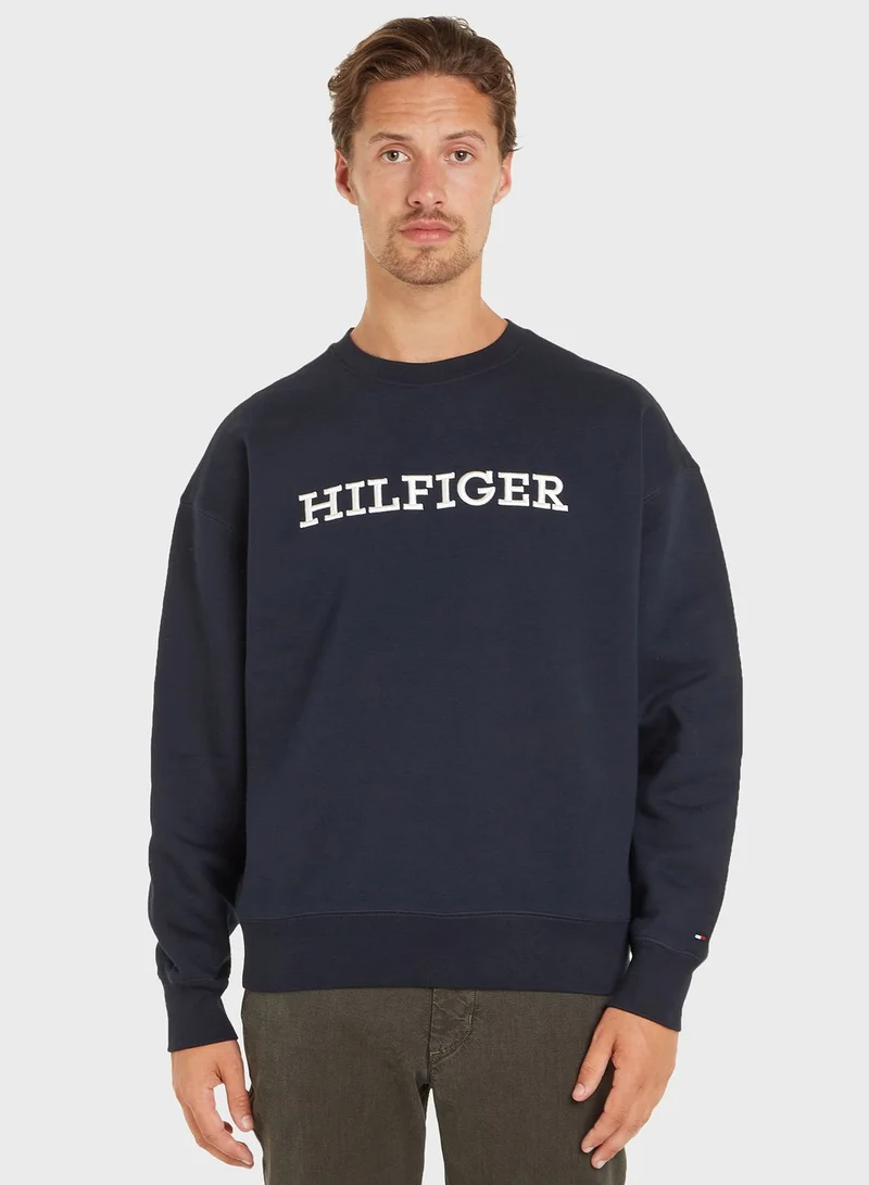 TOMMY HILFIGER Logo Sweatshirt