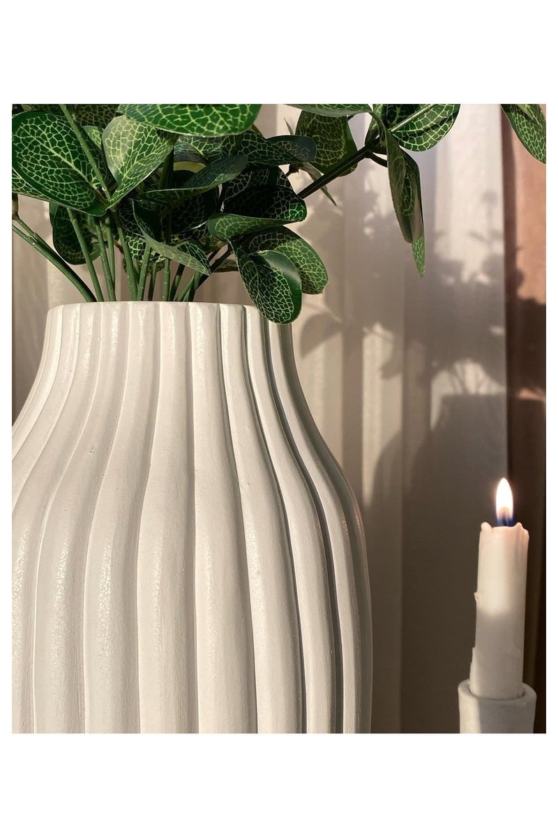 بصمة مزهرية حور من بصمة - 30cm - مصنوع يدويًا - مناسبة للأرفف الخشبية وغرف الطعام والبوفيهات- فازة حور إضافة راقية لمنزلك، يجمع بين الأناقة والبساطة. - Image 3