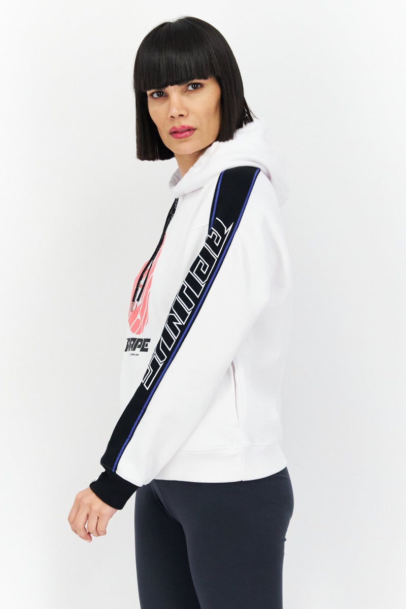 Aape By A Bathing Ape هودي نسائي بغطاء رأس وأكمام طويلة بشعار العلامة التجارية، أبيض - Image 4